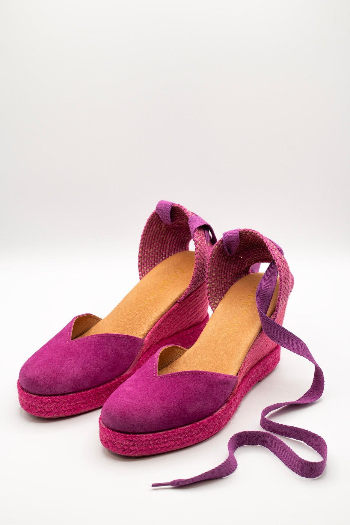 Shoe